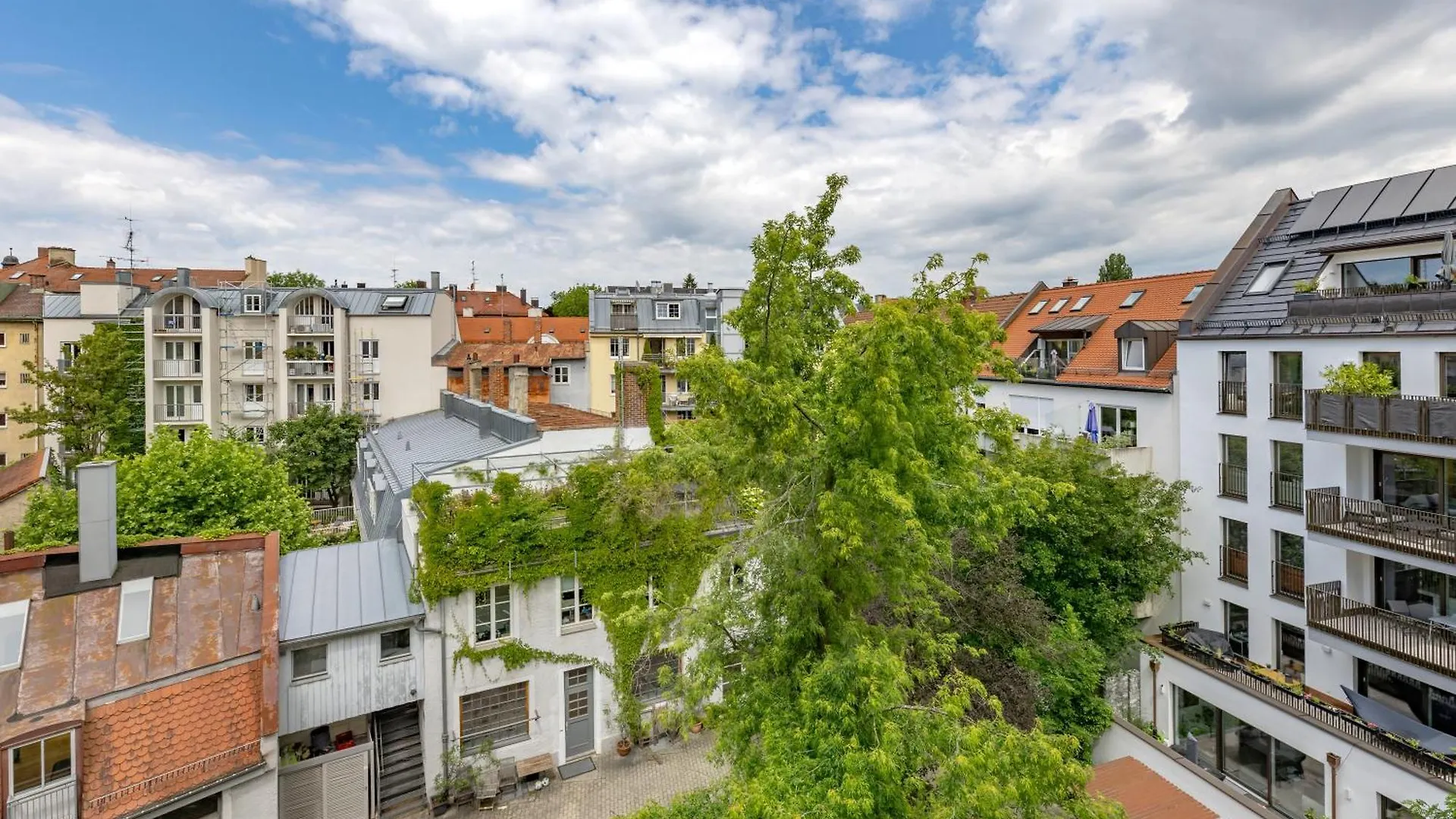Sweethome - Super Zentral Und Modern, Kueche, Wifi Munich 0*,  Germany